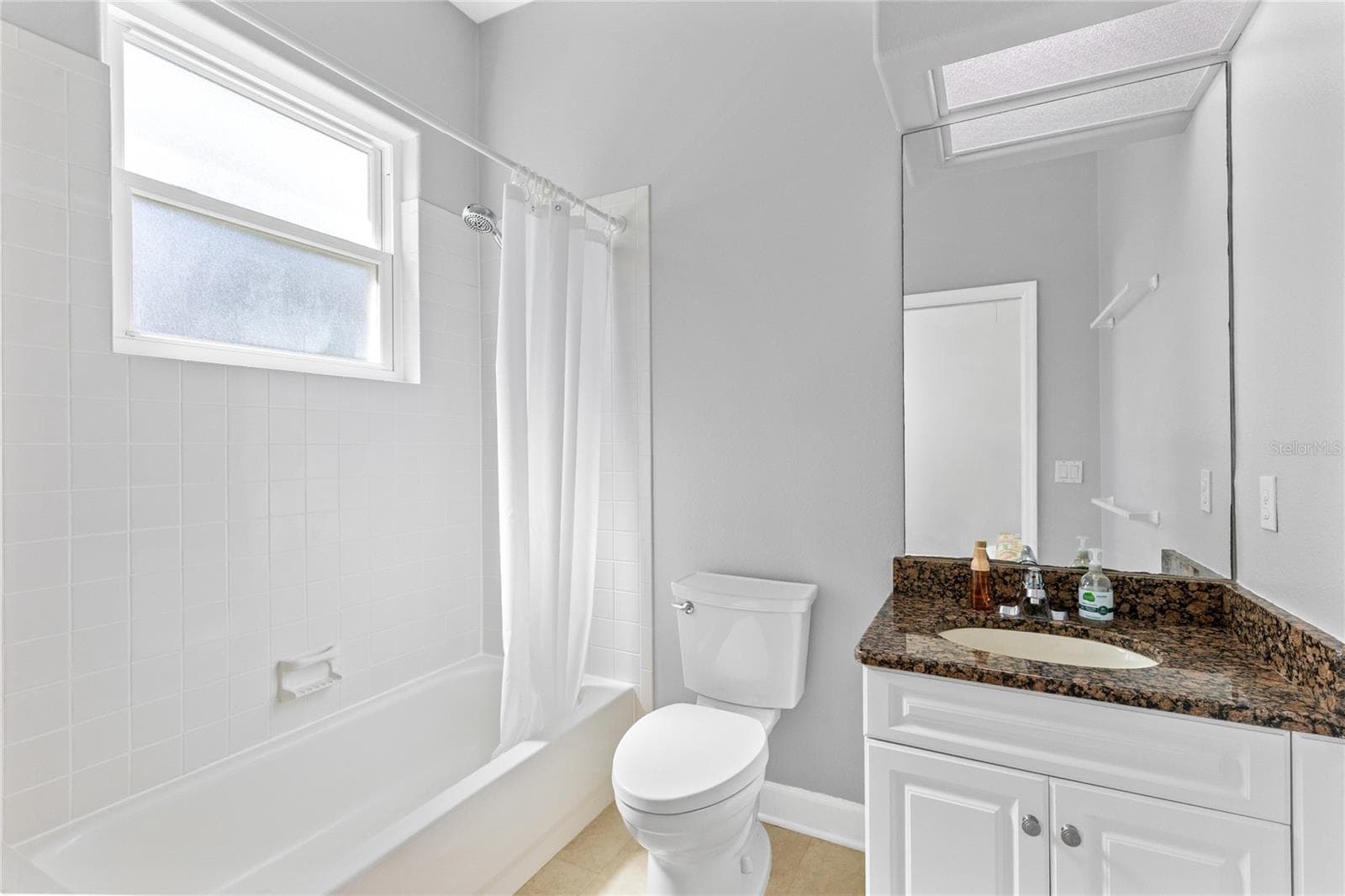 Guest Bathroom - 683 OAK HOLLOW WAY, ALTAMONTE SPRINGS