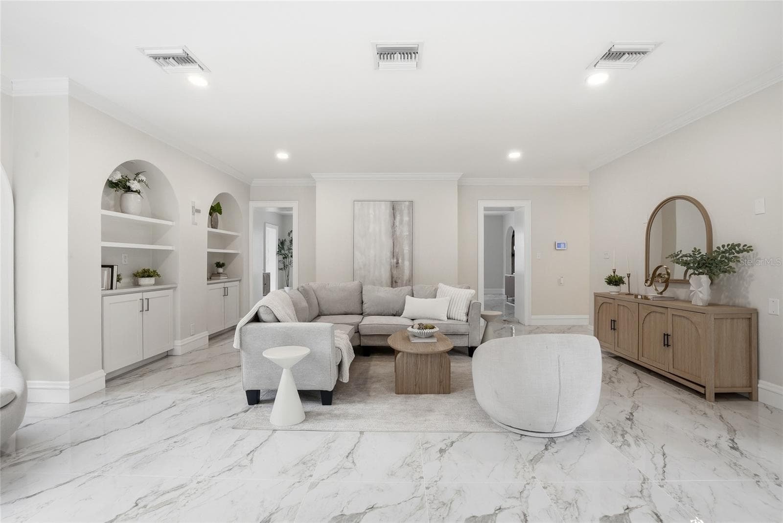 Single Family Residence at 190 BOSPHOROUS AVE, TAMPA, photo 11 of 84
