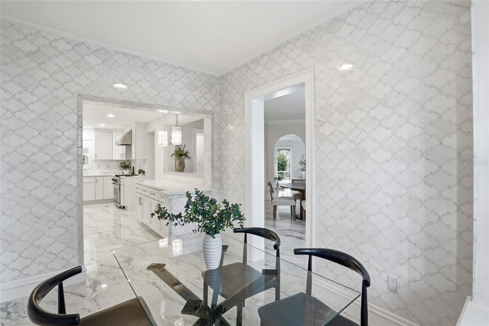 Single Family Residence at 190 BOSPHOROUS AVE, TAMPA, photo 17 of 84