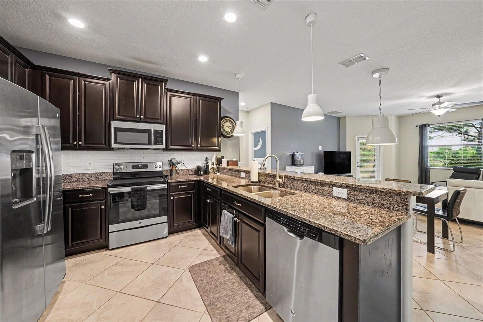 Townhouse at 28504 TRANQUIL LAKE CIR, WESLEY CHAPEL, photo 10 of 25