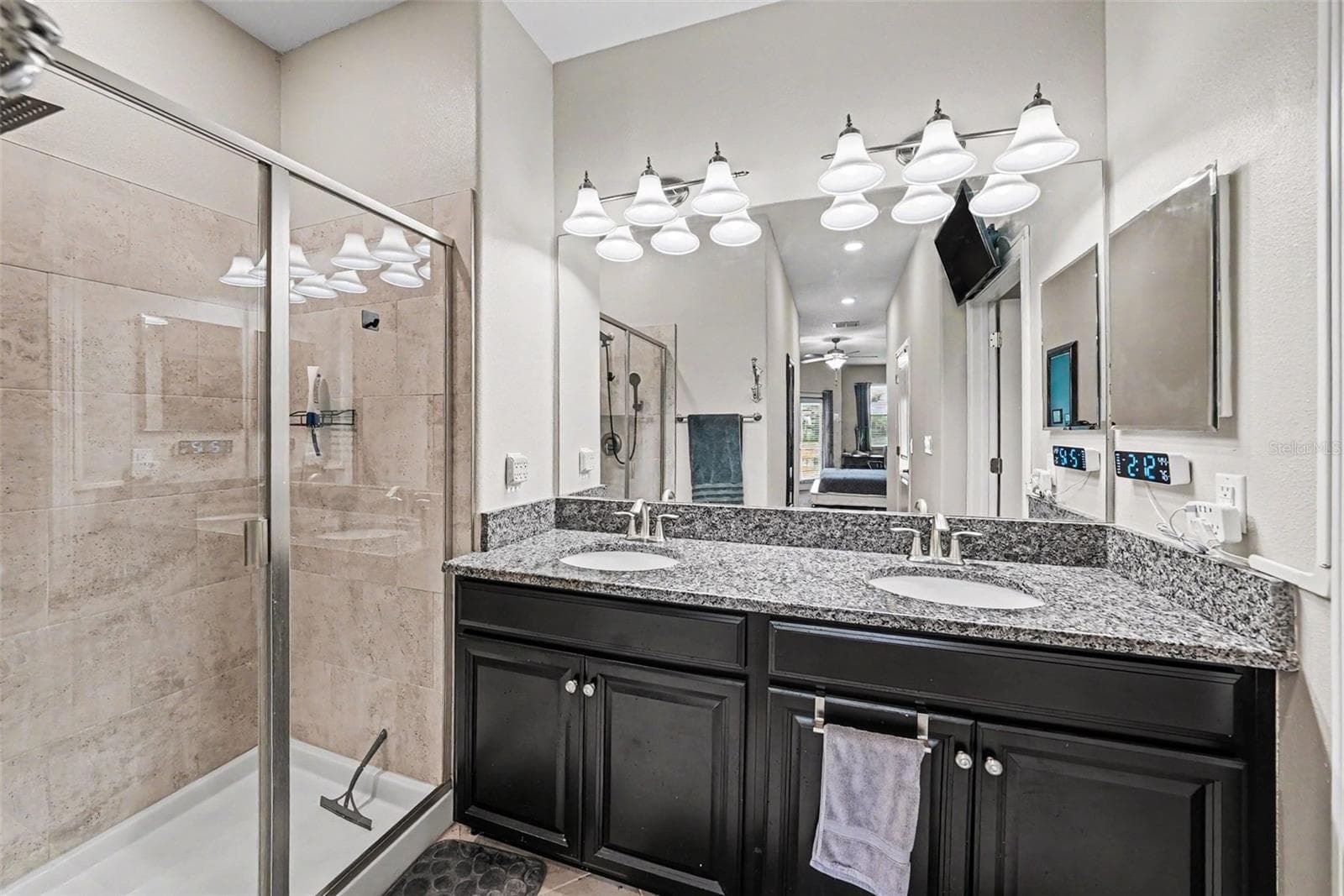 Townhouse at 28504 TRANQUIL LAKE CIR, WESLEY CHAPEL, photo 18 of 25