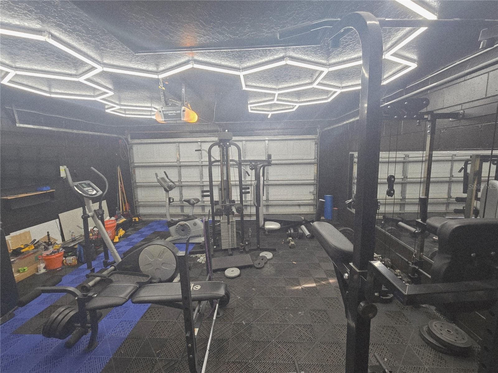 Garage / in home gym - 1651 RIVER BIRCH AVE, OVIEDO