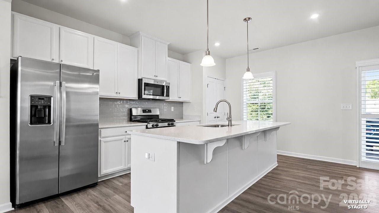 Townhouse at 2607 Grantham Place Drive, Fort Mill, photo 9 of 31