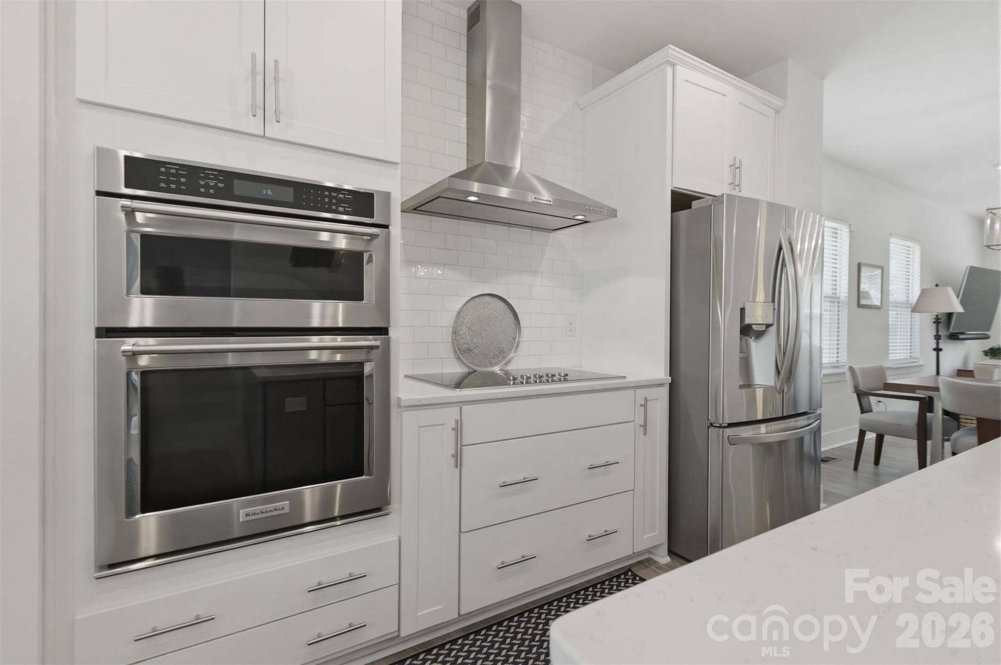 Large kitchen - Charlotte