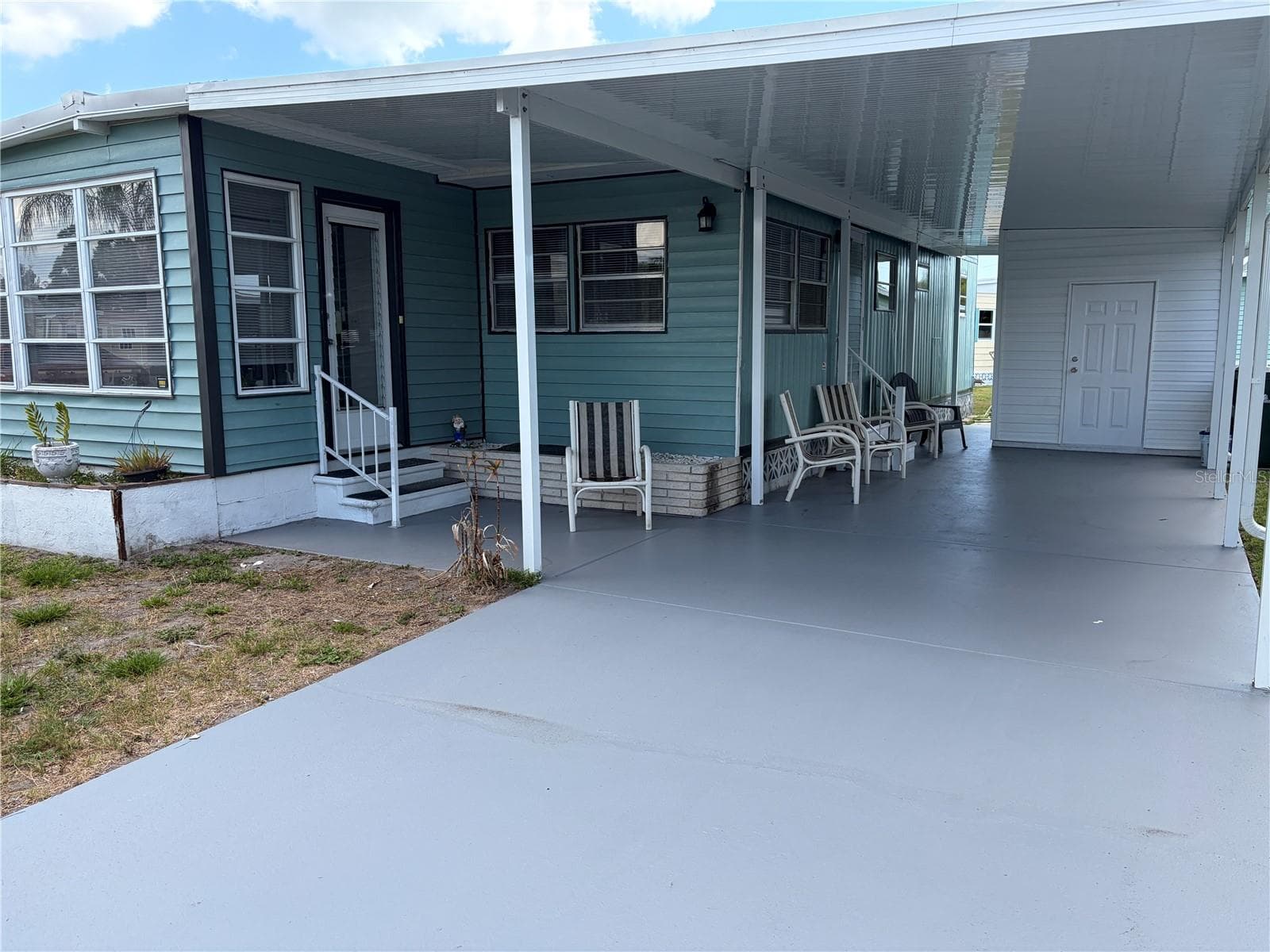 Mobile Home at 5221 BEECHMONT AVE, SARASOTA, photo 3 of 74