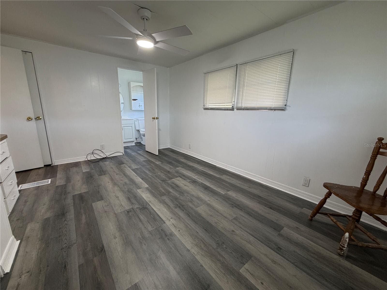 Mobile Home at 5221 BEECHMONT AVE, SARASOTA, photo 18 of 74