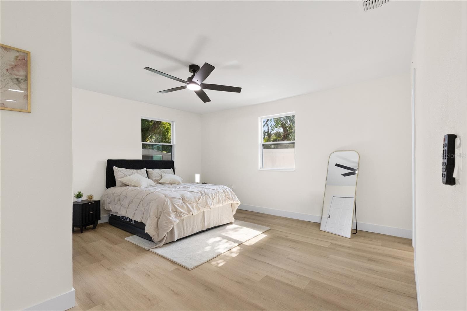 Single Family Residence at 815 W MINNEHAHA ST, TAMPA, photo 19 of 37