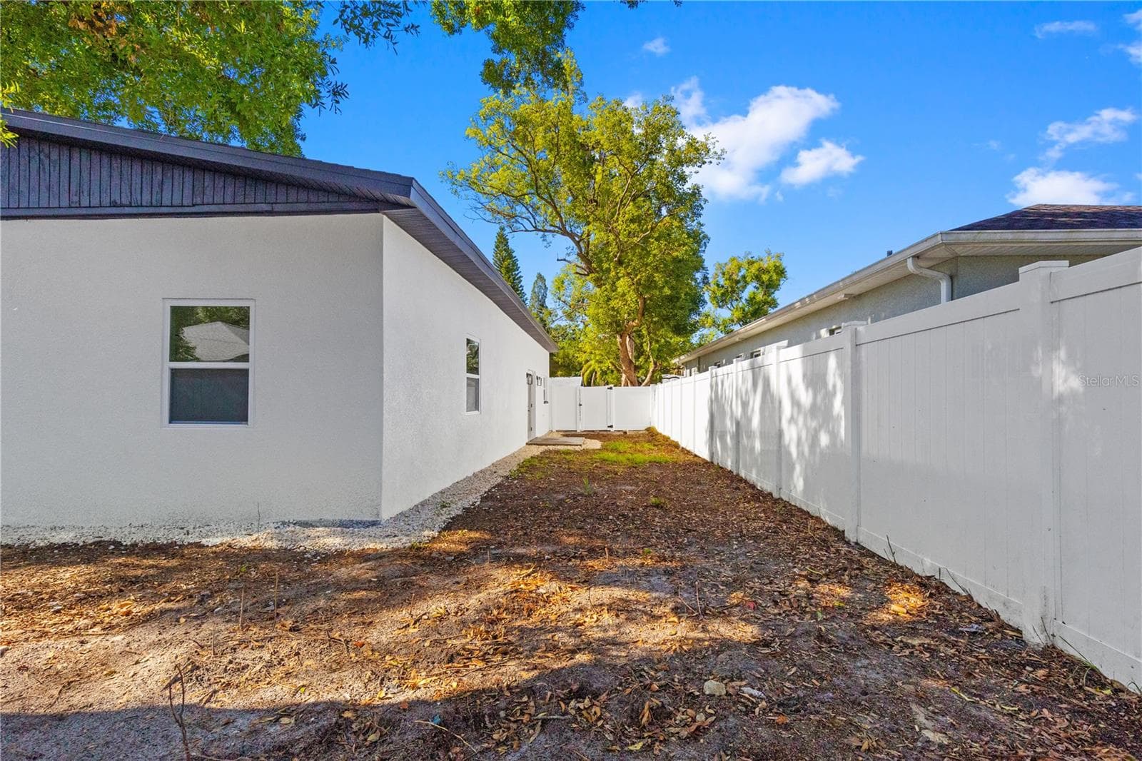 Single Family Residence at 815 W MINNEHAHA ST, TAMPA, photo 32 of 37