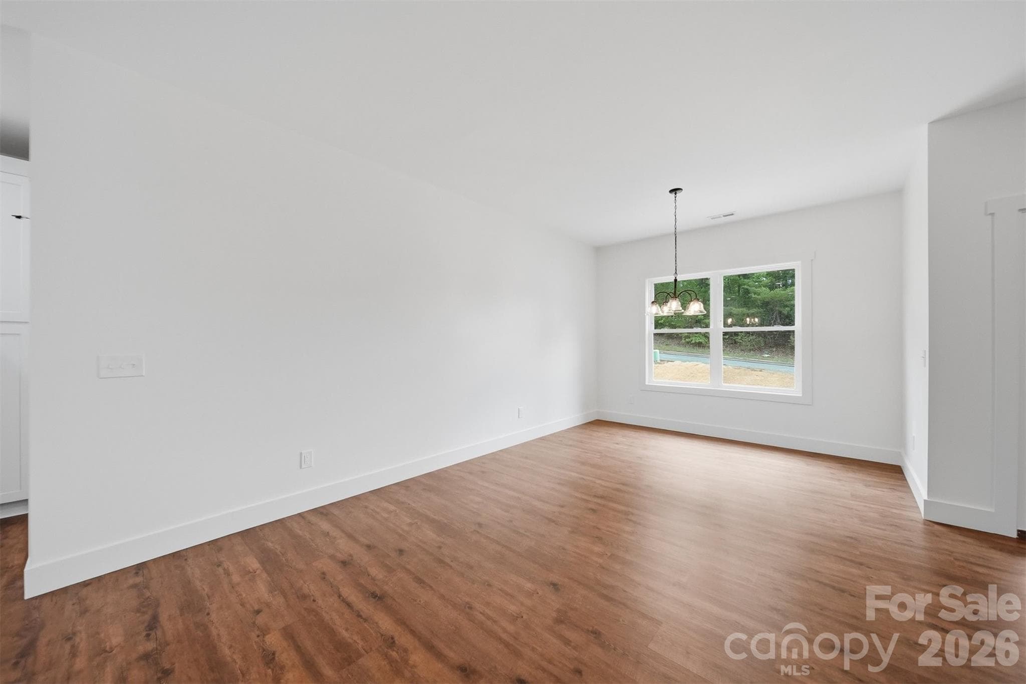 Single Family Residence at Lenoir, photo 7 of 47