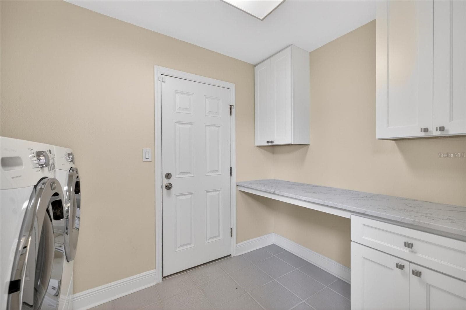 Livingroom - 3640 HARBORVIEW CT, NEW PORT RICHEY
