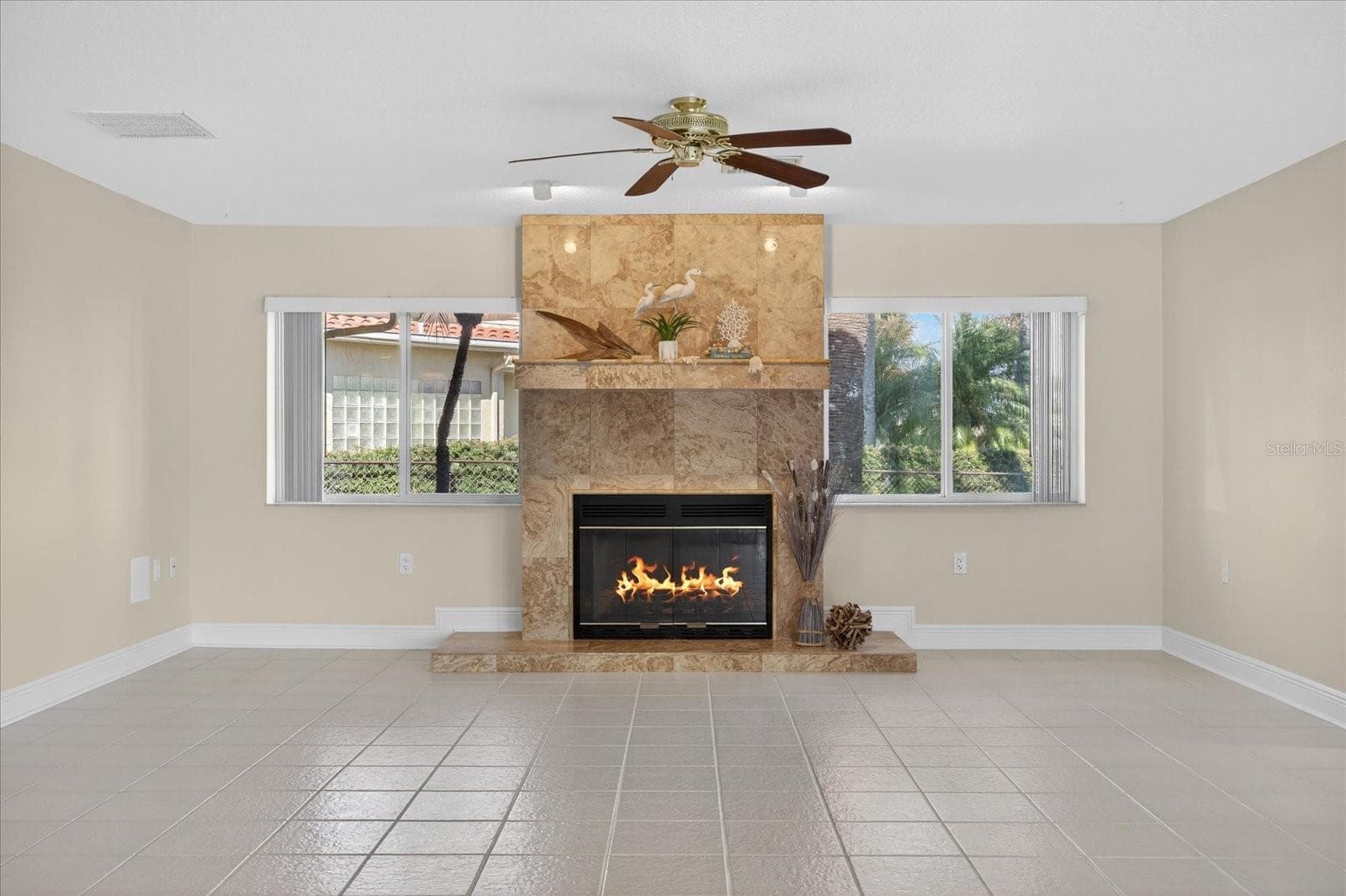 Livingroom - 3640 HARBORVIEW CT, NEW PORT RICHEY
