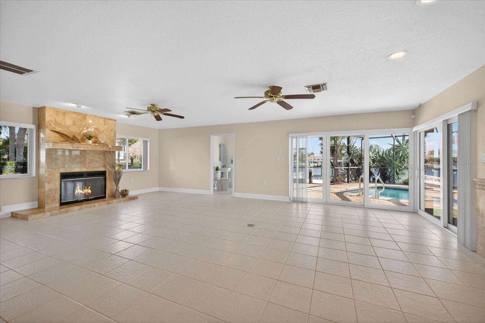 Livingroom - 3640 HARBORVIEW CT, NEW PORT RICHEY