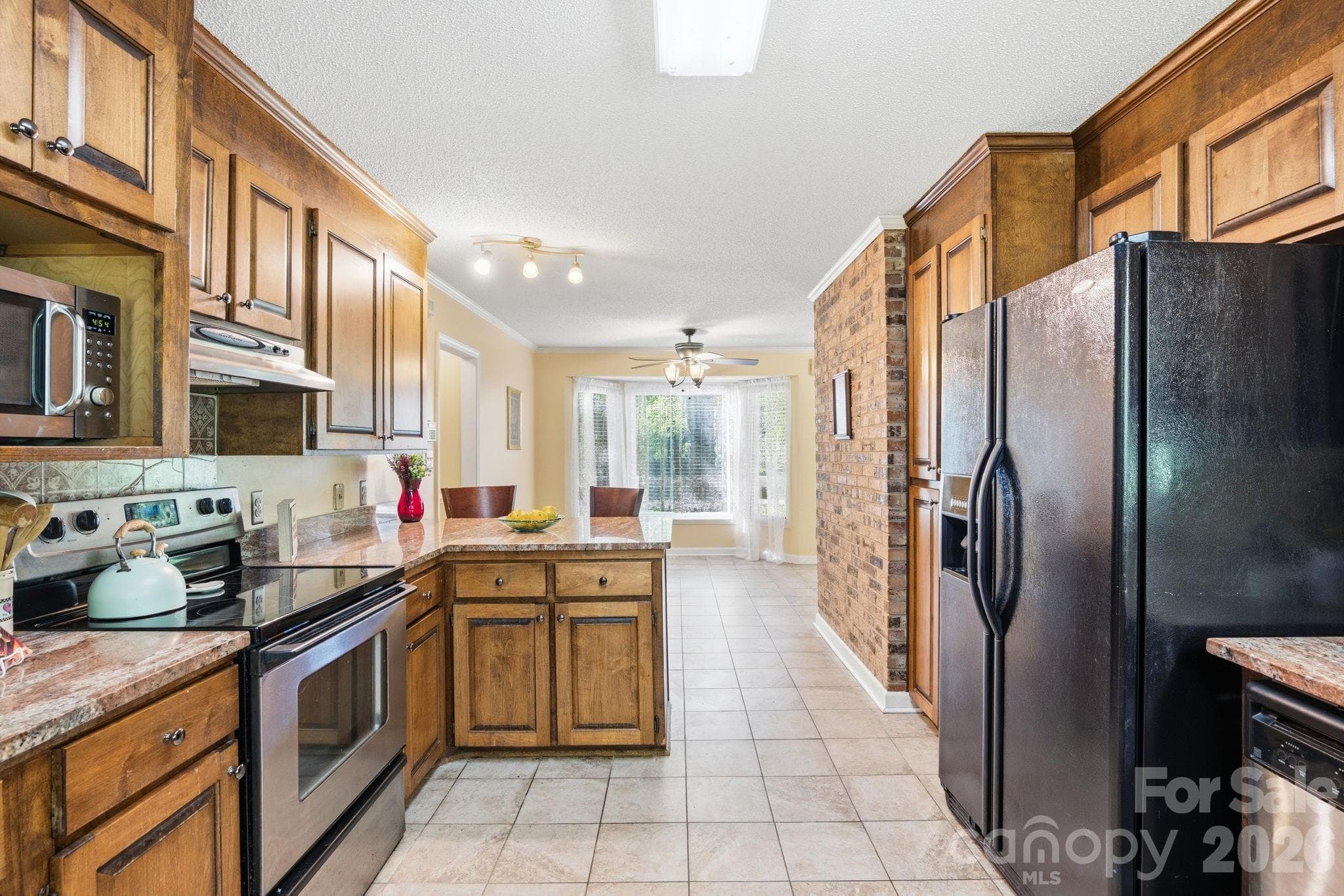 Single Family Residence at 1775 Apple Tree Lane, Fort Mill, photo 9 of 45