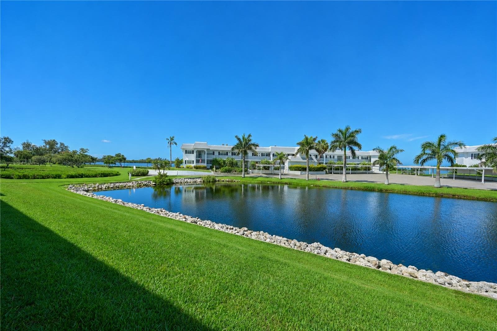 Condo view to left - 4809 INDEPENDENCE DR, BRADENTON