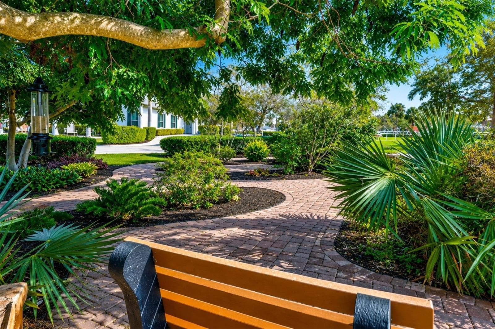 Mt Verno butterfly garden - 4809 INDEPENDENCE DR, BRADENTON