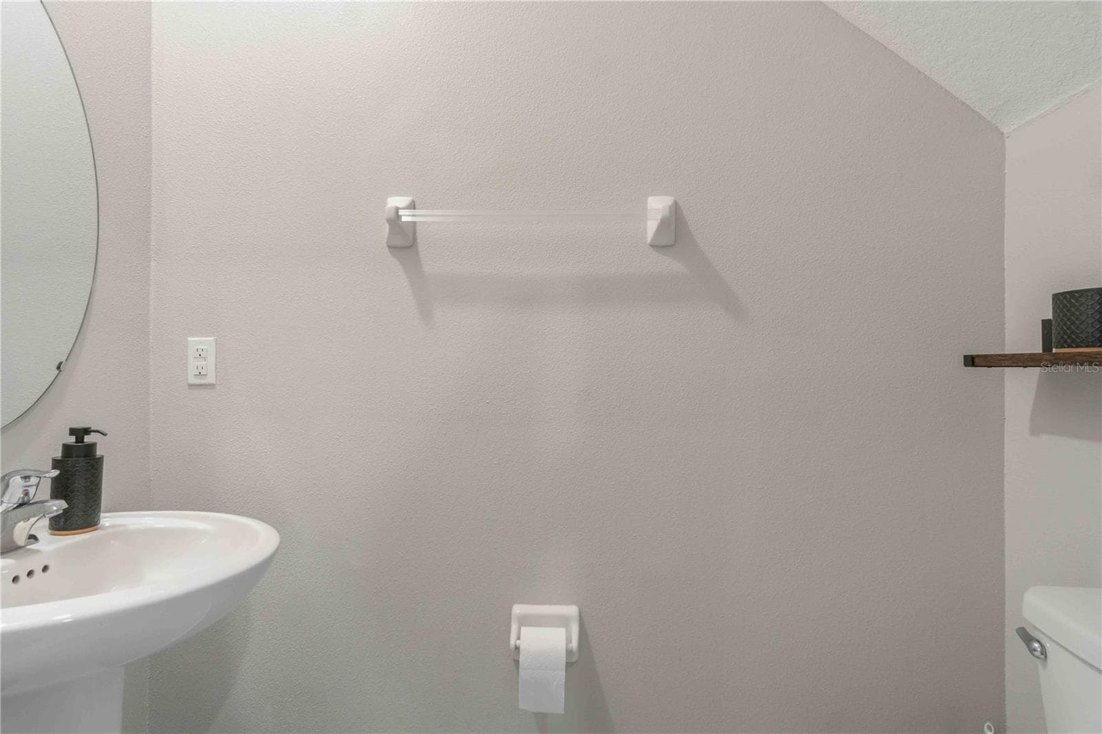 Single Family Residence at 9440 LEMON DROP LOOP, SUN CITY CENTER, photo 24 of 55