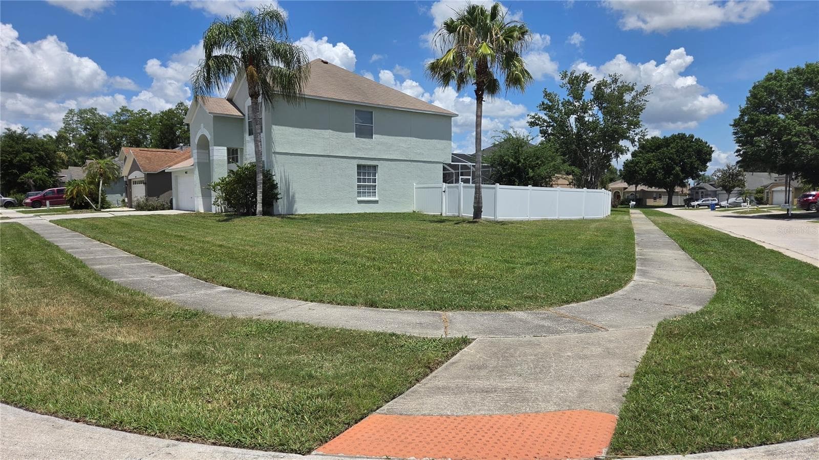 Corner Lot - 10422 GLEN WILLOW LN, TAMPA