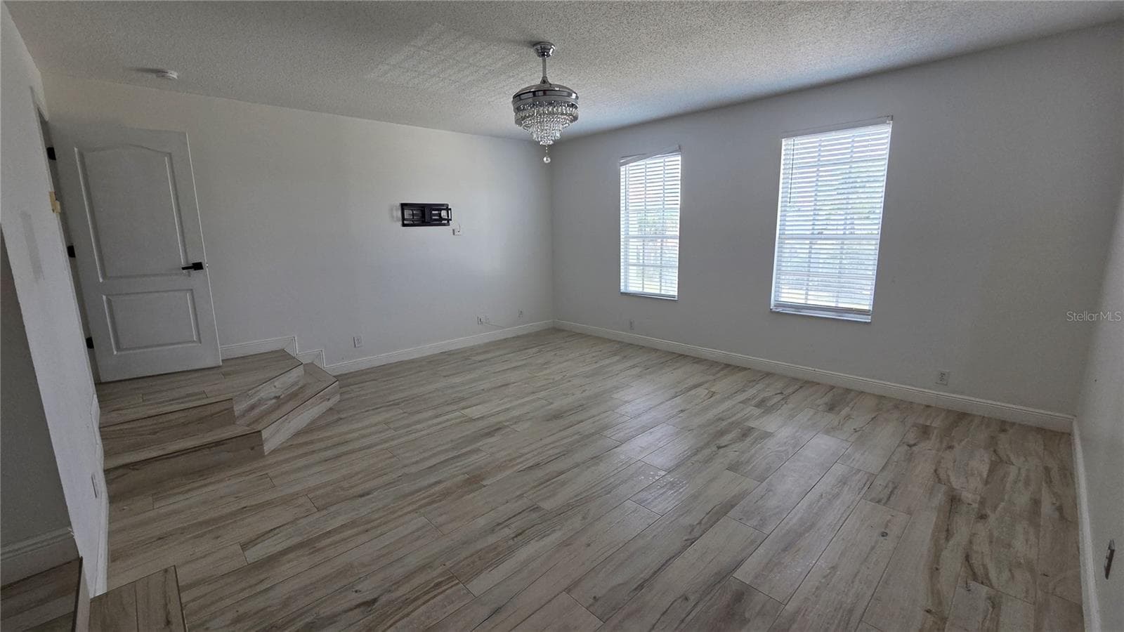 Single Family Residence at 10422 GLEN WILLOW LN, TAMPA, photo 20 of 46