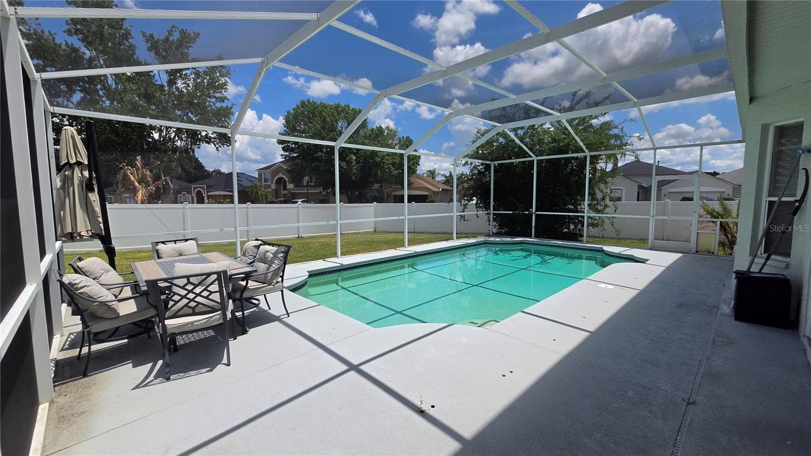 Single Family Residence at 10422 GLEN WILLOW LN, TAMPA, photo 44 of 46