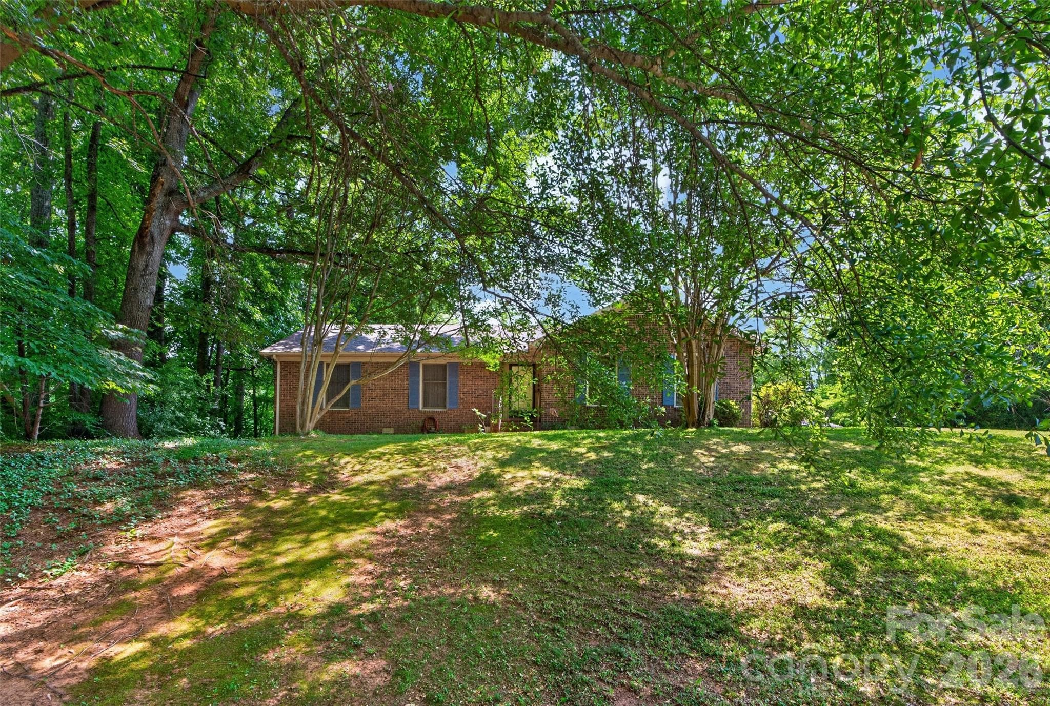 Single Family Residence at 104 Hallett Street, Fort Mill, photo 47 of 48