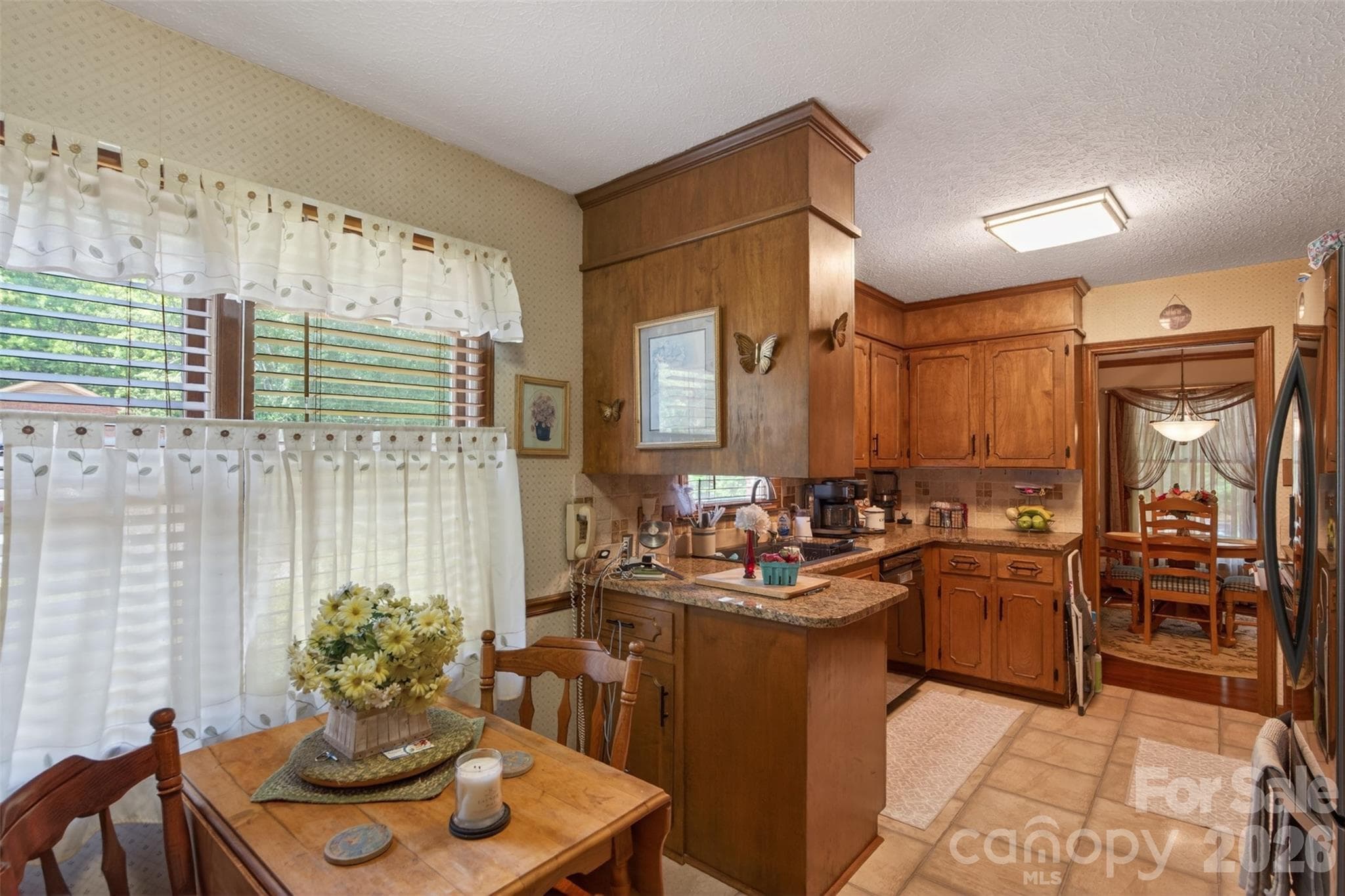 Single Family Residence at 104 Hallett Street, Fort Mill, photo 19 of 48