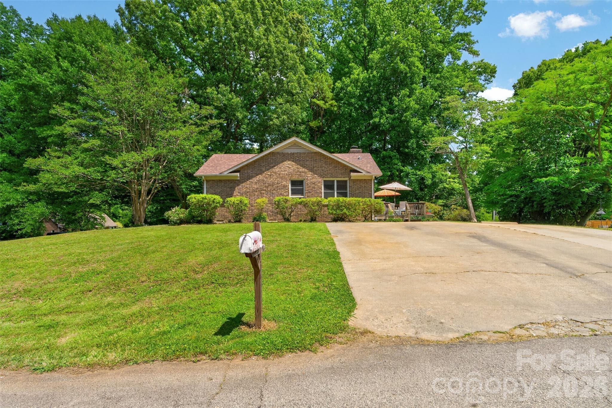 Single Family Residence at 104 Hallett Street, Fort Mill, photo 36 of 48