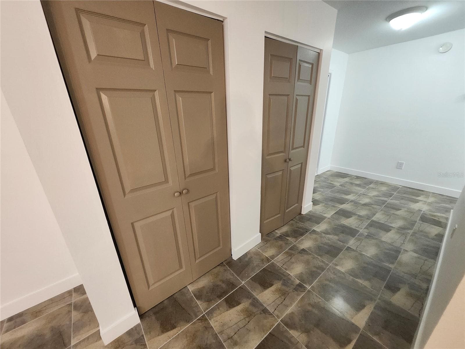 Entryway Closet - 1513 16TH CIR SE #43, LARGO