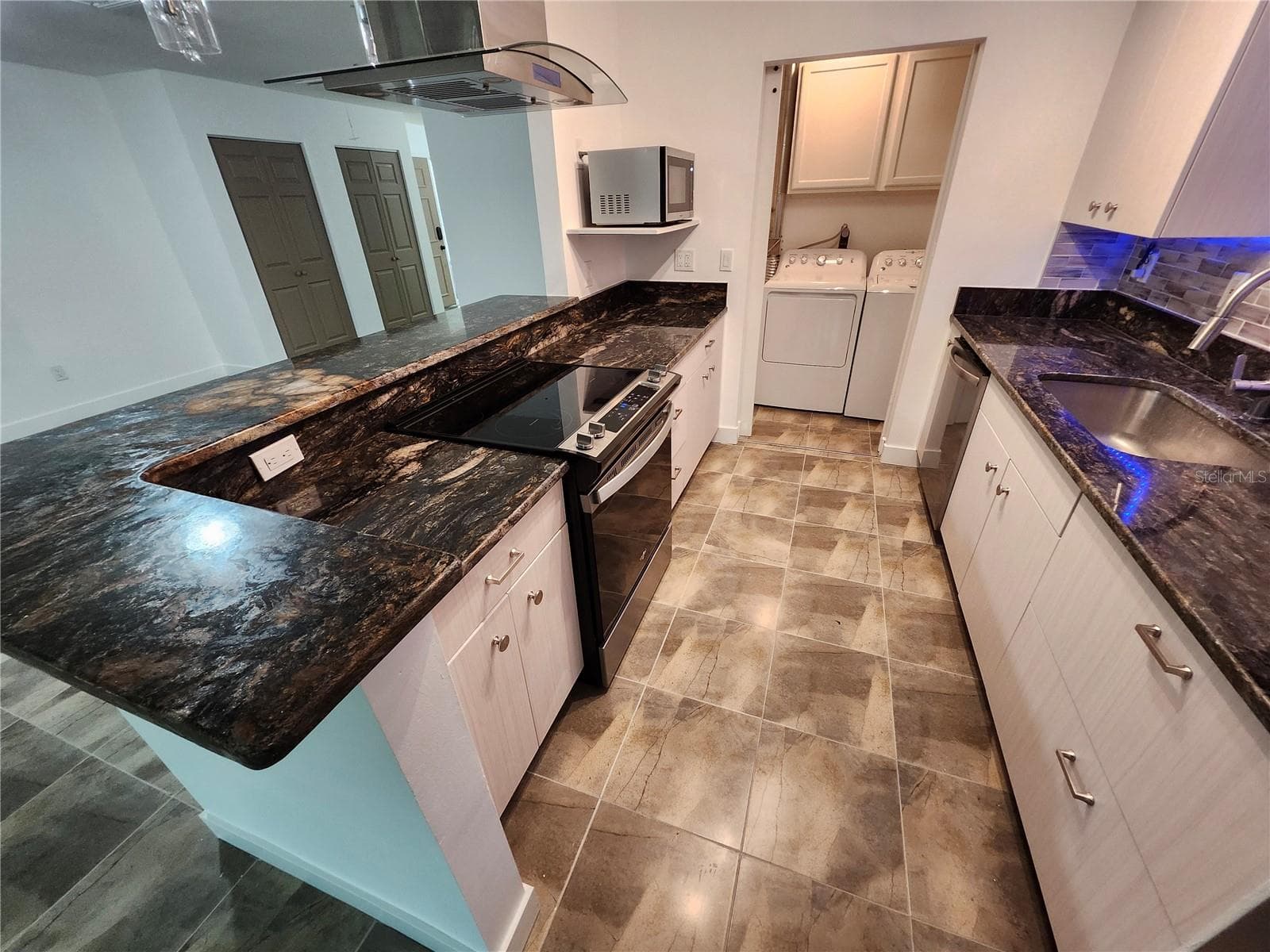 Kitchen - 1513 16TH CIR SE #43, LARGO