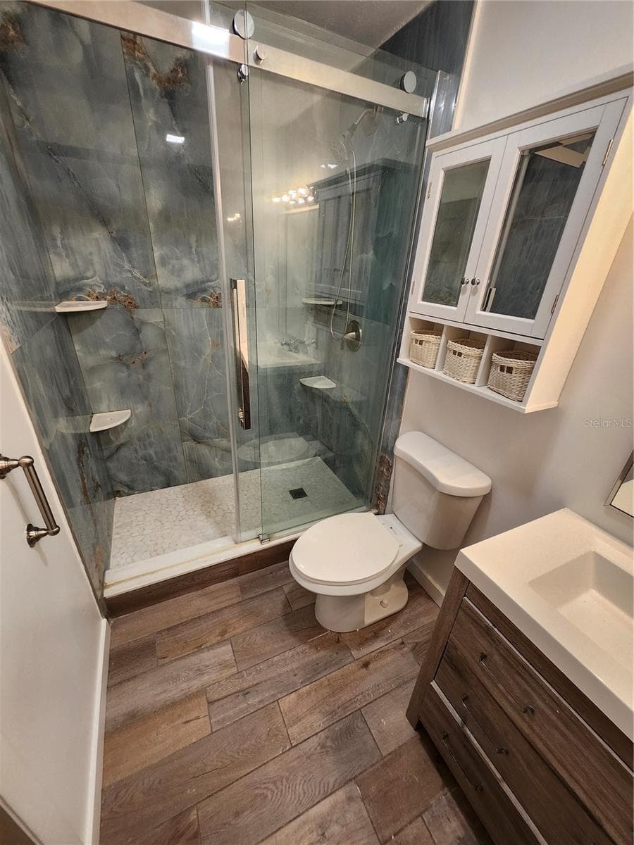 master bath - 1513 16TH CIR SE #43, LARGO