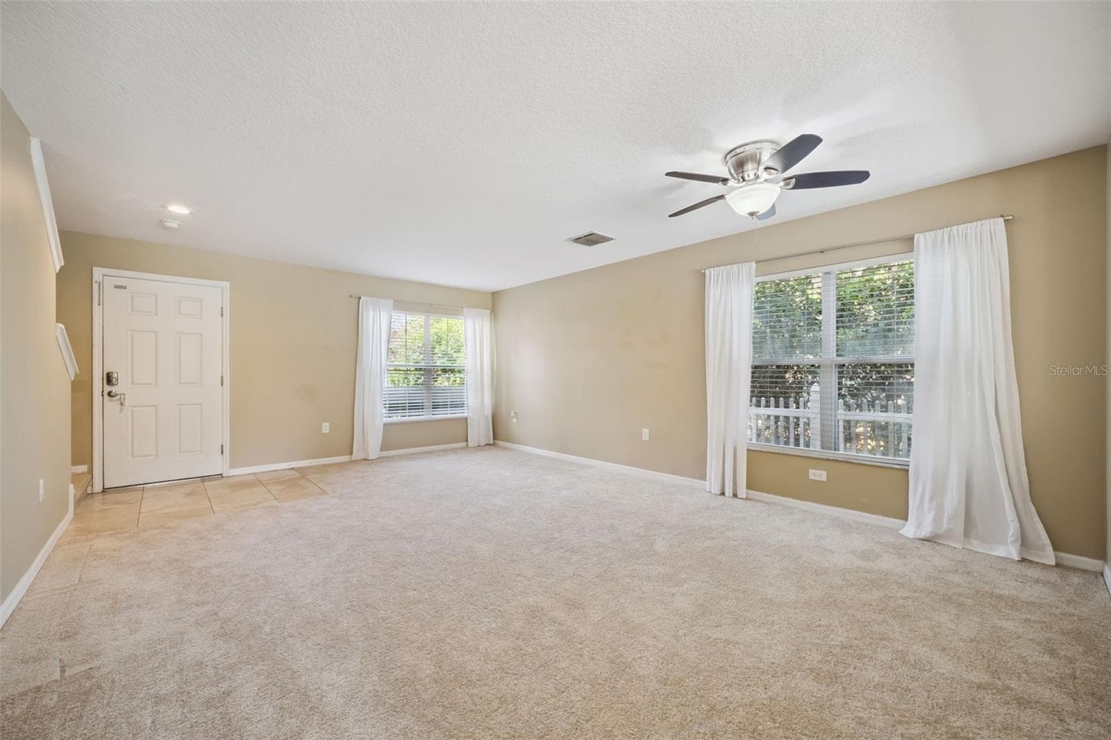 Living Room - 5056 GANDROSS LN, MOUNT DORA