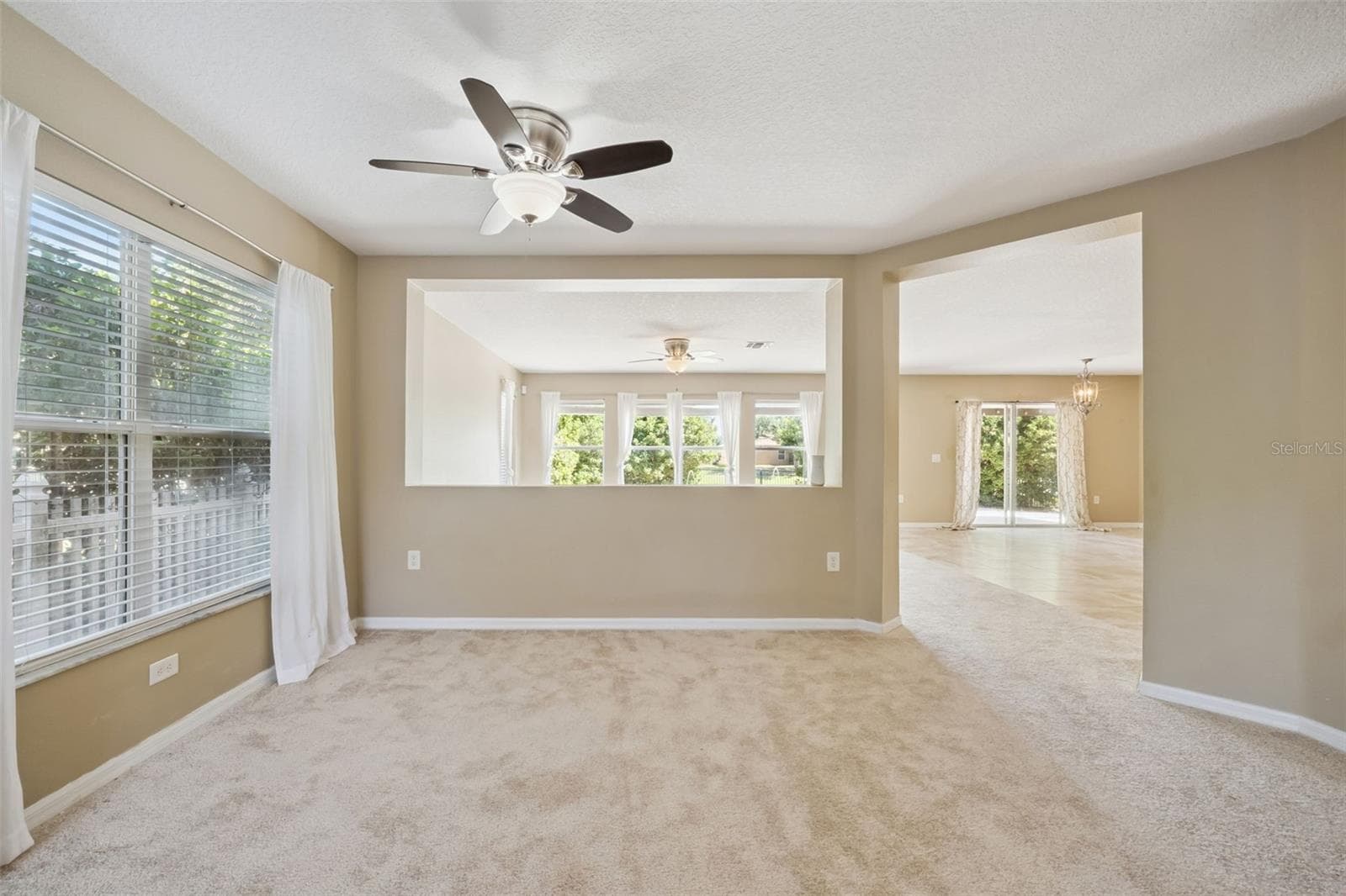 Living Room/ Family Room - 5056 GANDROSS LN, MOUNT DORA