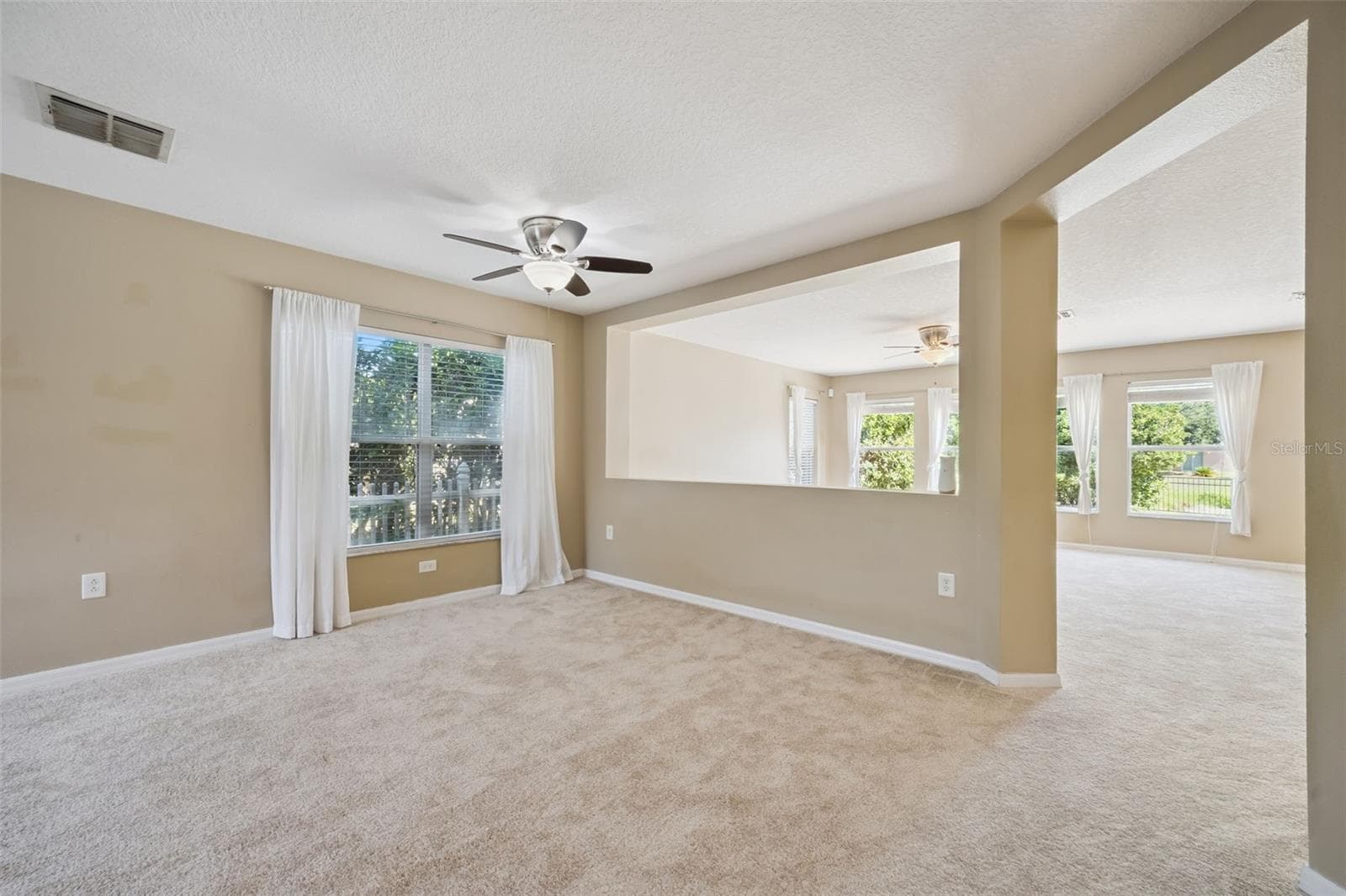 Living Room/ Family Room - 5056 GANDROSS LN, MOUNT DORA