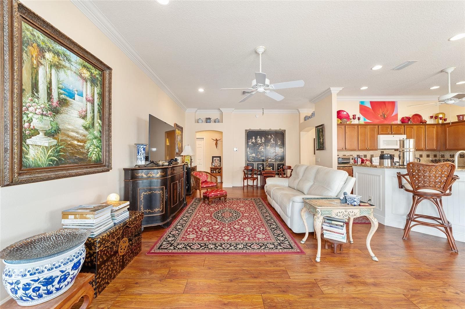 Villa at 418 FLOSSMOOR CT, THE VILLAGES, photo 12 of 62
