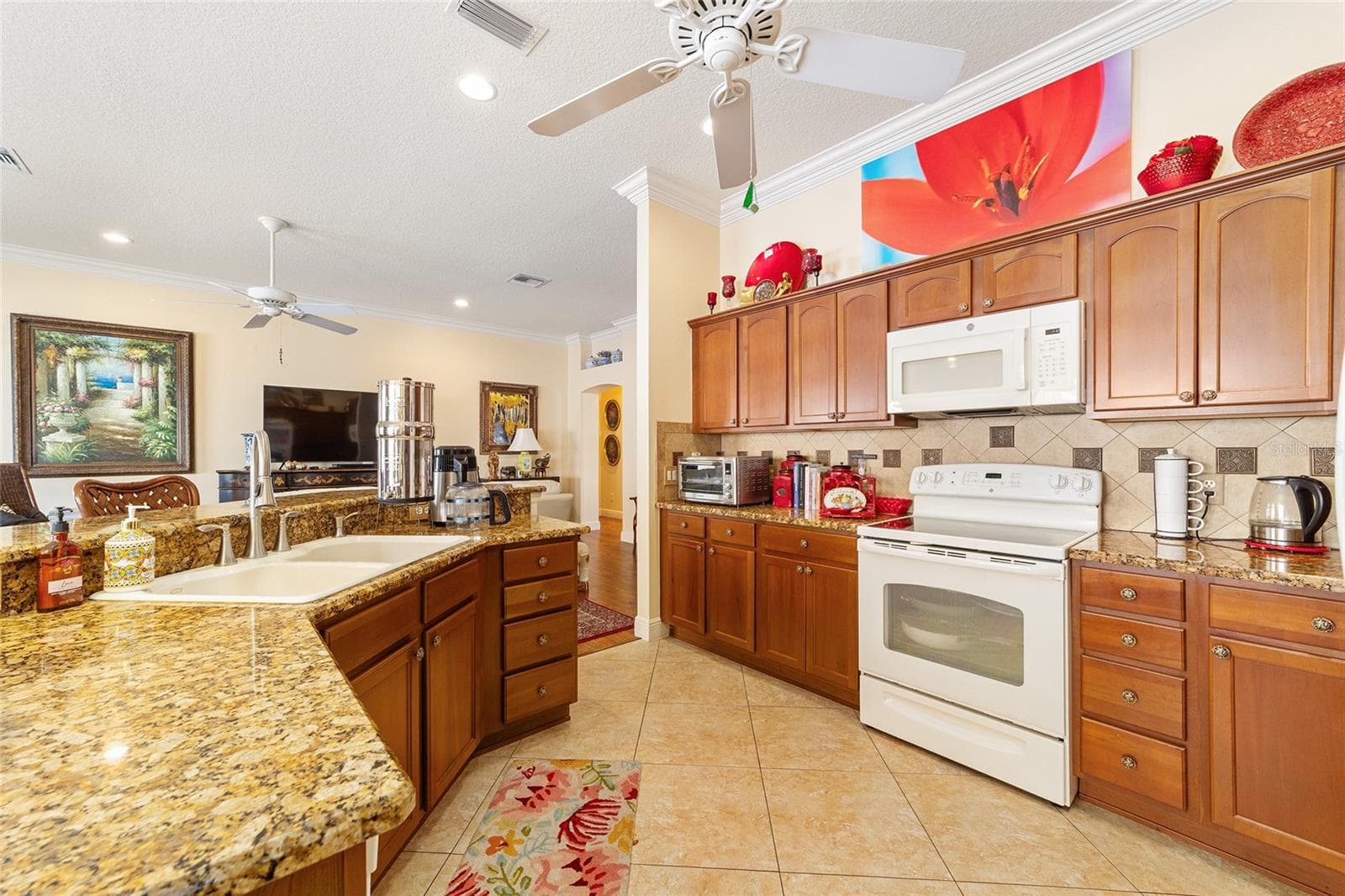 Villa at 418 FLOSSMOOR CT, THE VILLAGES, photo 20 of 62