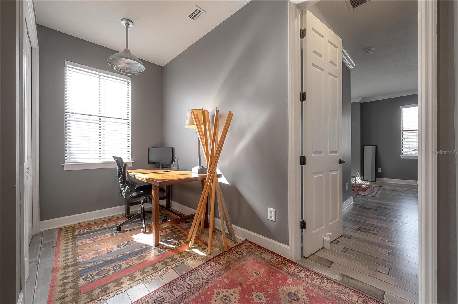 2nd floor landing - 111 S PACKWOOD AVE #C, TAMPA