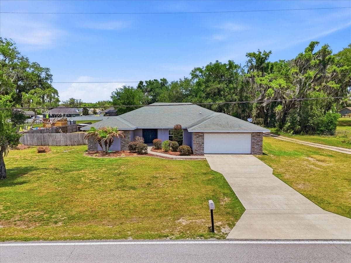 Single Family Residence at 1233 PARKER RD, LAKELAND, photo 5 of 54