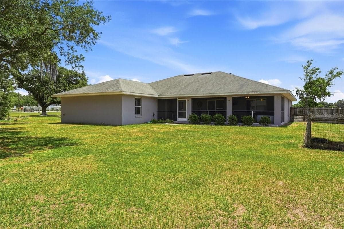 Single Family Residence at 1233 PARKER RD, LAKELAND, photo 10 of 54