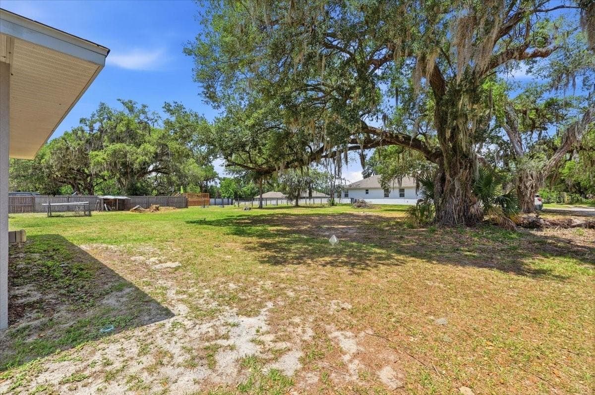 Single Family Residence at 1233 PARKER RD, LAKELAND, photo 12 of 54