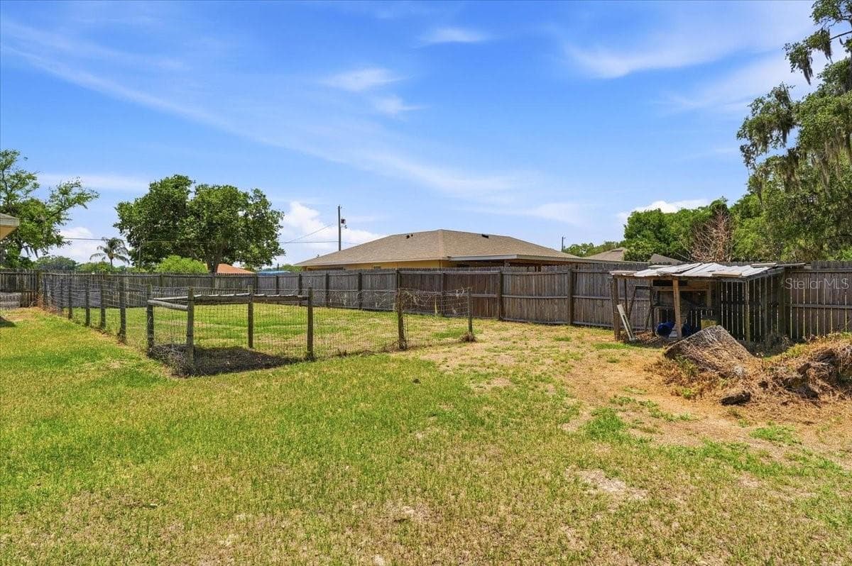 Single Family Residence at 1233 PARKER RD, LAKELAND, photo 13 of 54