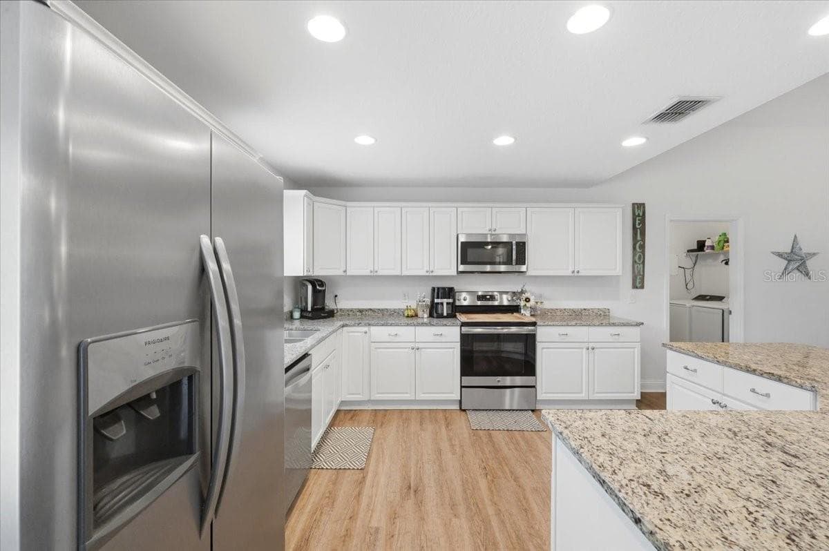 Single Family Residence at 1233 PARKER RD, LAKELAND, photo 19 of 54