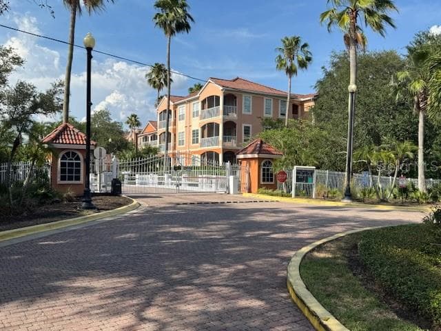 5000 CULBREATH KEY WAY #1-219