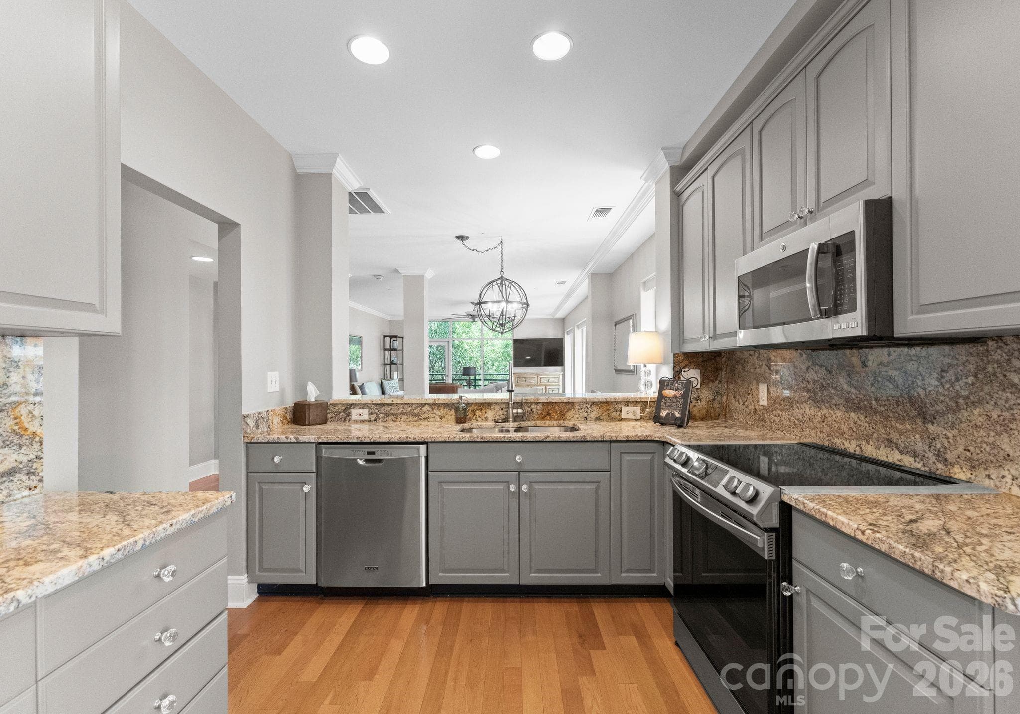 Condominium at Charlotte, photo 12 of 45