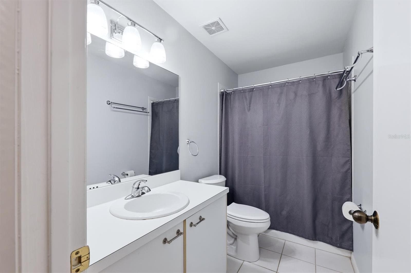 Condominium at 6420 CARRINGTON CIR #35, SARASOTA, photo 24 of 38
