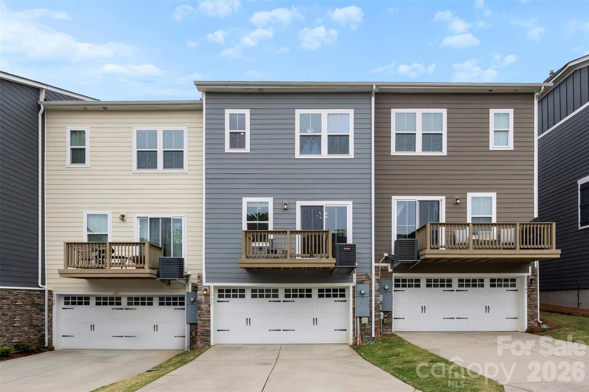 Townhouse at 11753 Blessington Road, Huntersville, photo 33 of 34