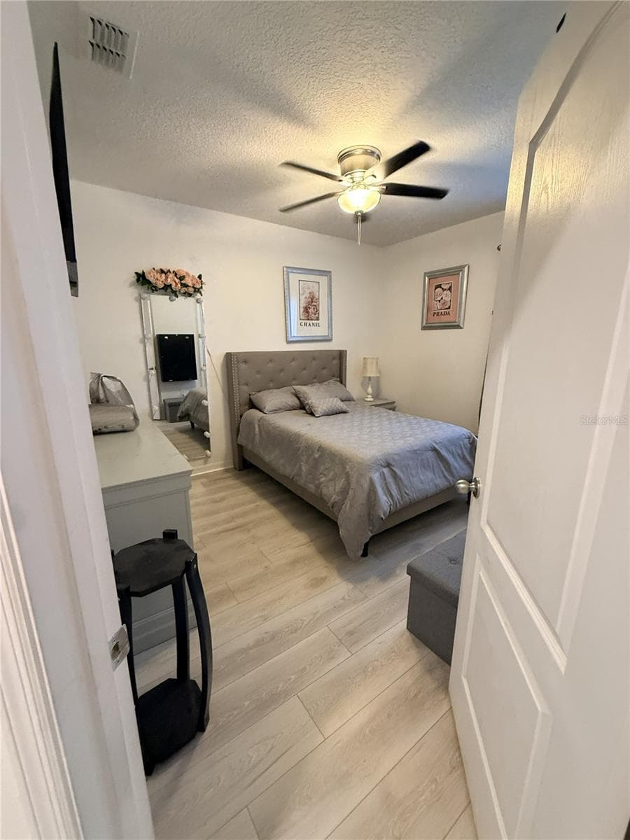 Single Family Residence at 329 WINGED ELM DR, DEBARY, photo 28 of 41