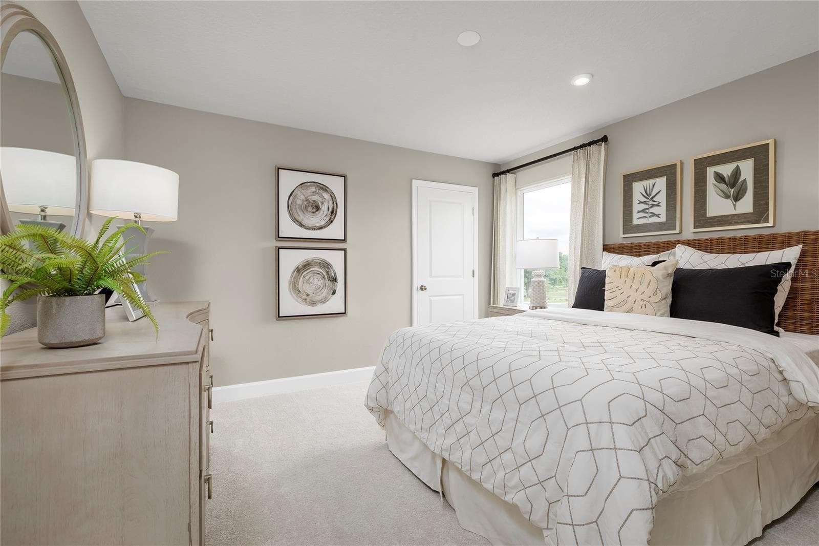 Single Family Residence at 443 HAMMOCK OAKS BLVD, LADY LAKE, photo 10 of 15