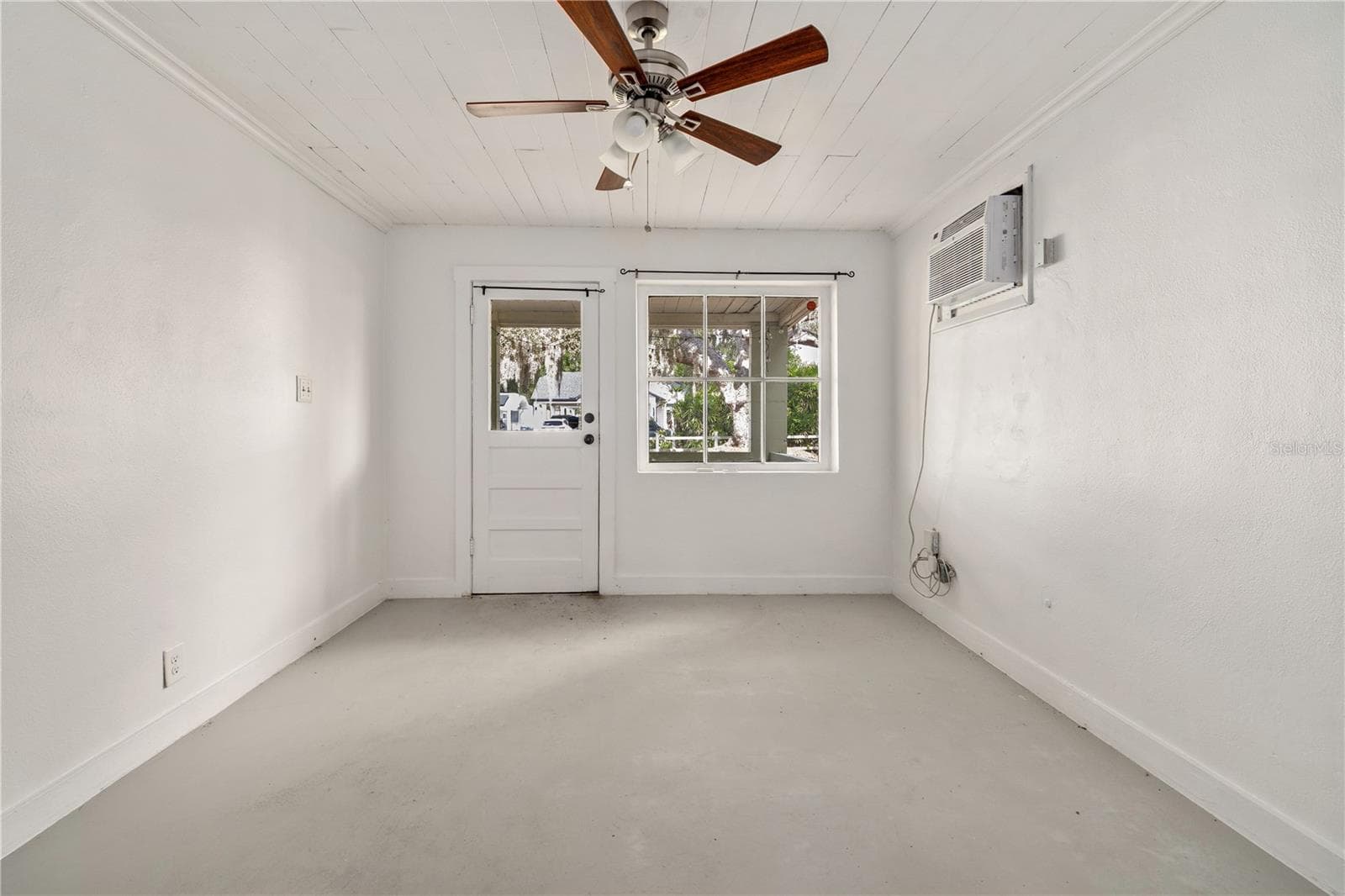 Duplex at 5914 N OLA AVE, TAMPA, photo 16 of 22