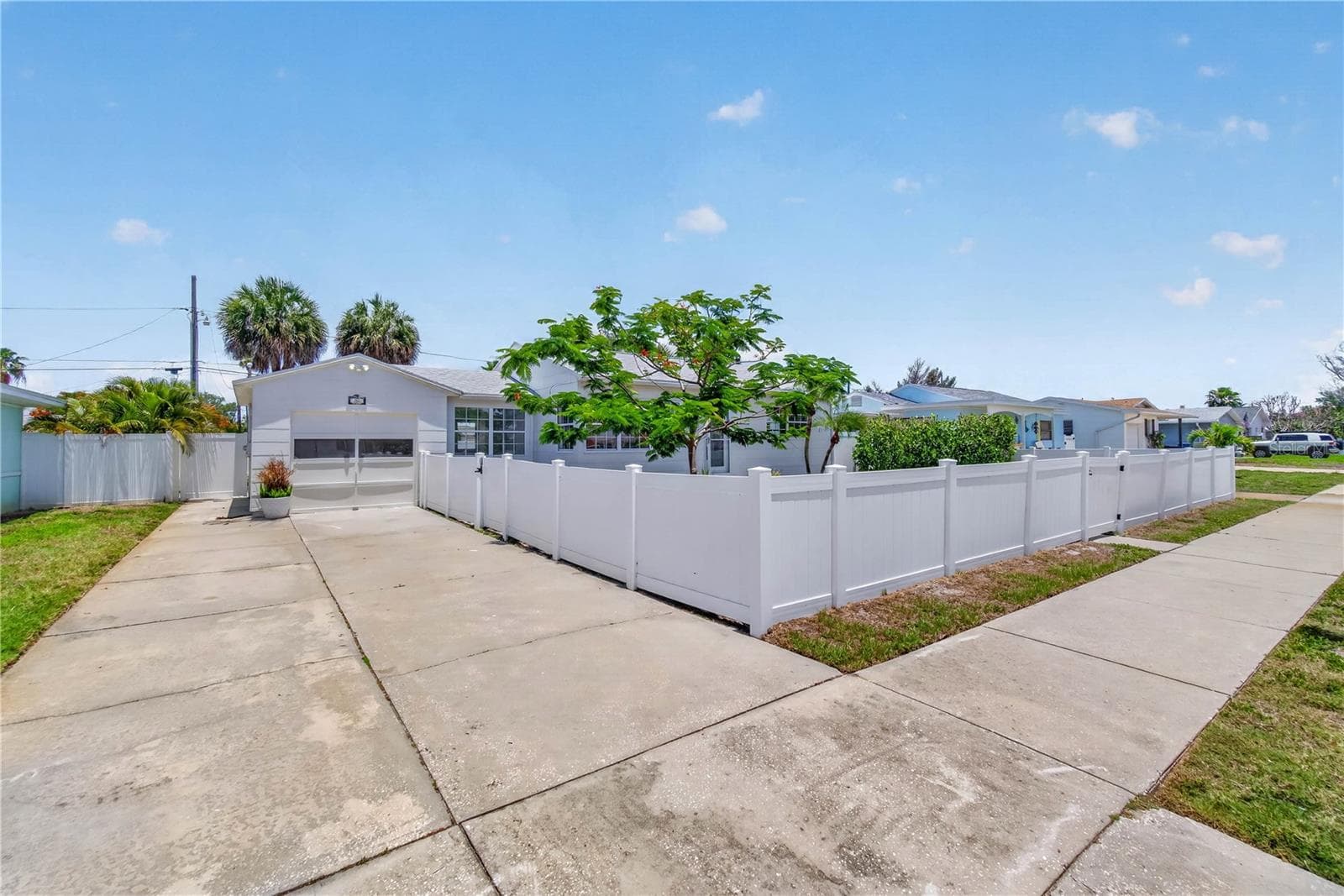 Single Family Residence at 260 42ND AVE, ST PETE BEACH, photo 29 of 38