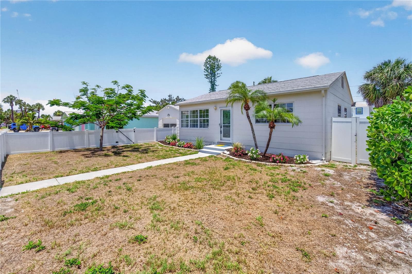 Single Family Residence at 260 42ND AVE, ST PETE BEACH, photo 34 of 38