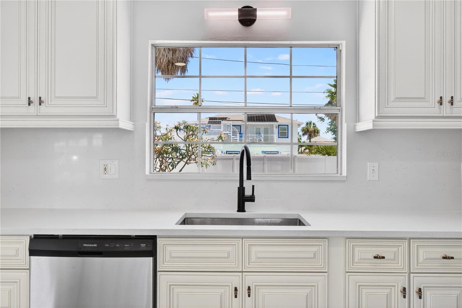 Single Family Residence at 260 42ND AVE, ST PETE BEACH, photo 10 of 38